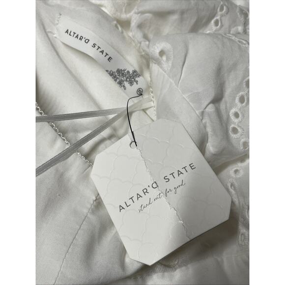 Altar’d State NWT - Demetria White Eyelet Lines/Layered Sundress - Size X-Small - Picture 5 of 7